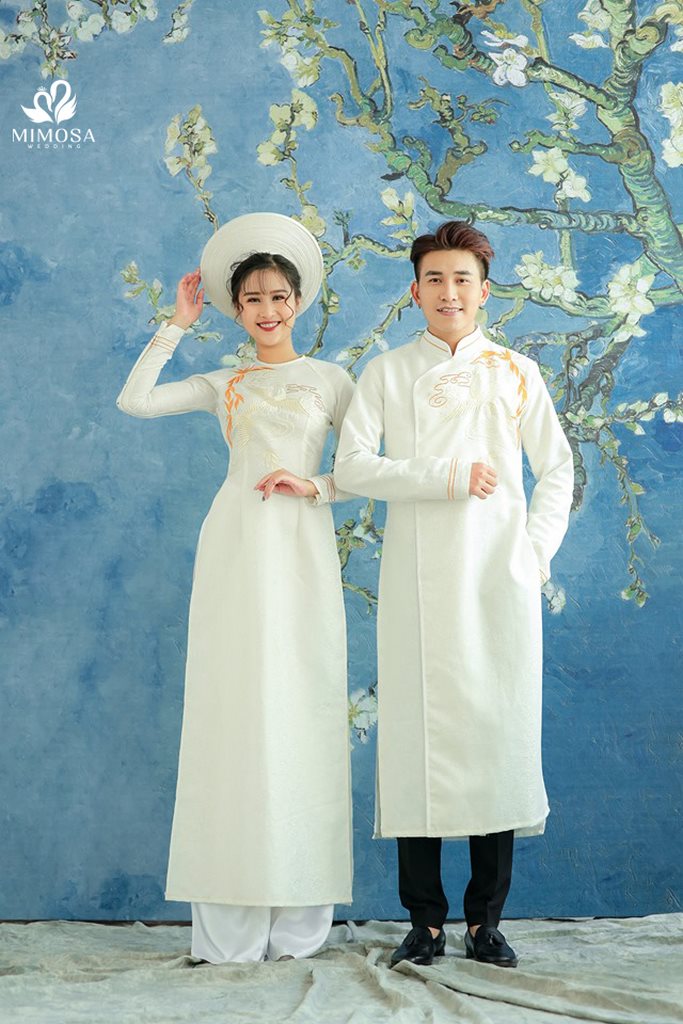 ao dai cuoi cach tan