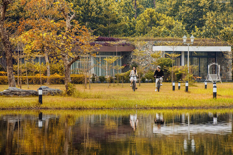 chup anh cuoi flamingo dai lai resort