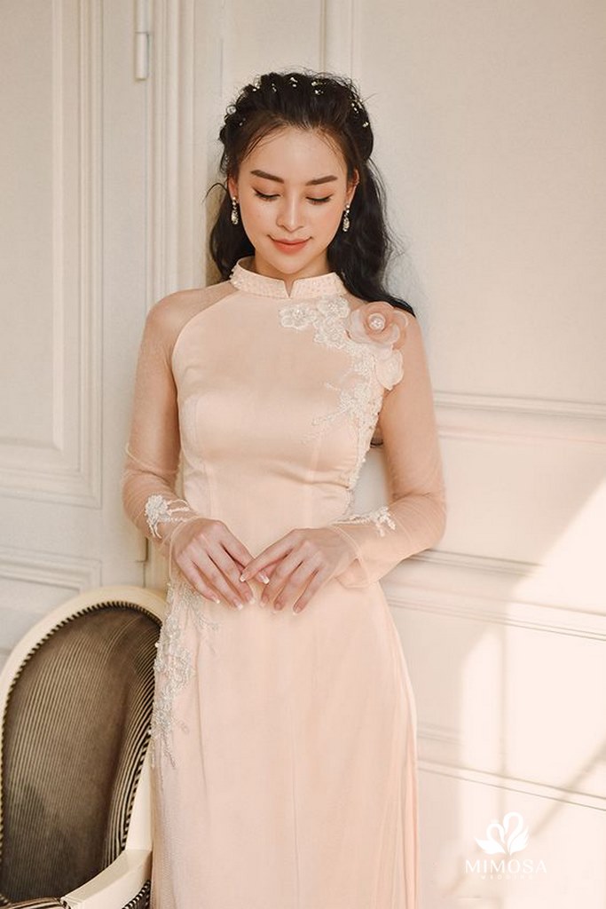 ao dai cuoi mau hong