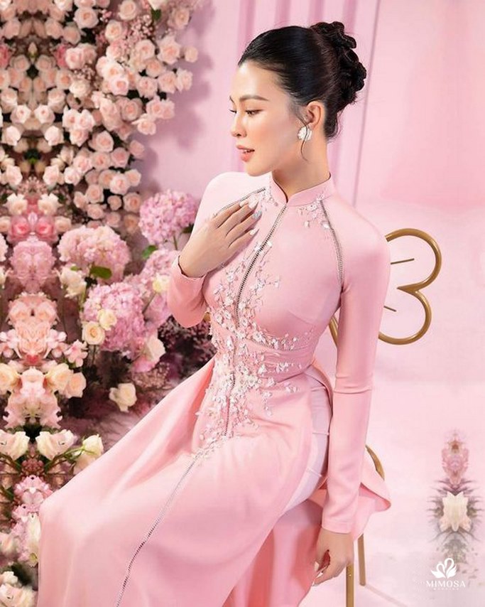 ao dai cuoi mau hong