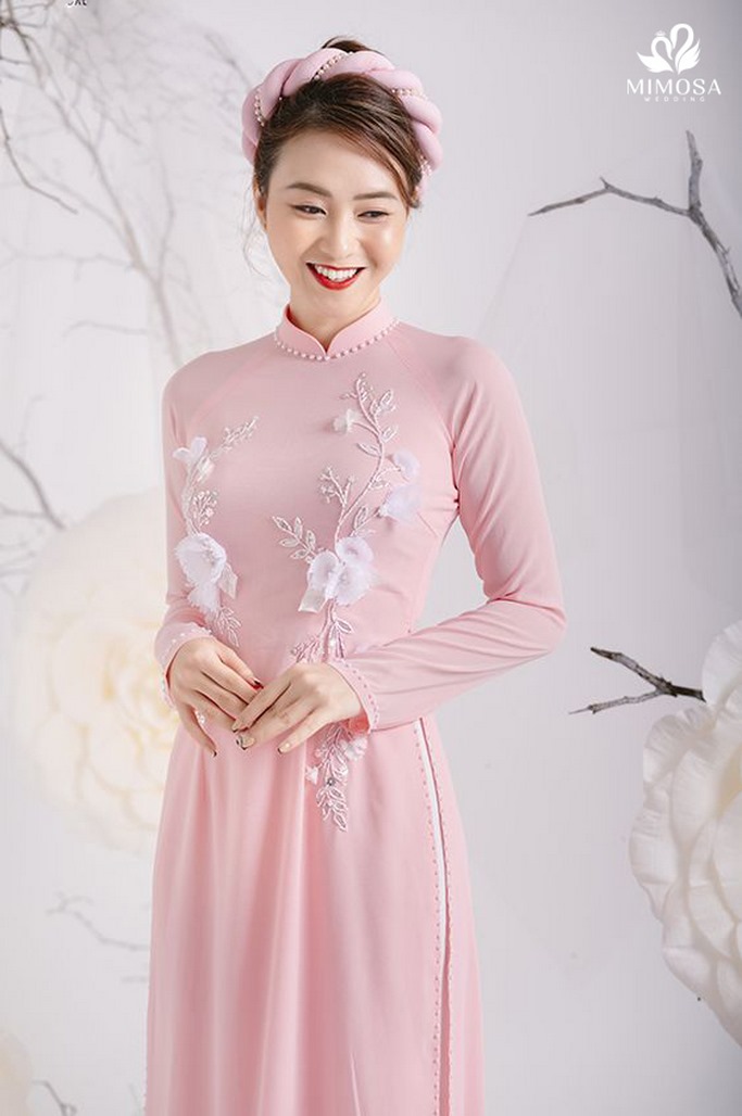 ao dai cuoi mau hong