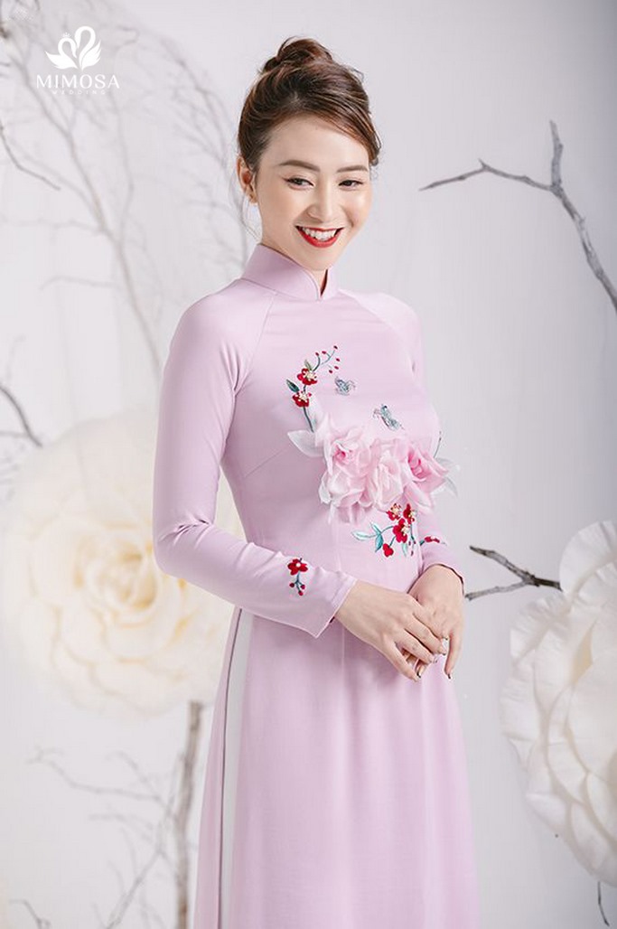 ao dai cuoi mau hong