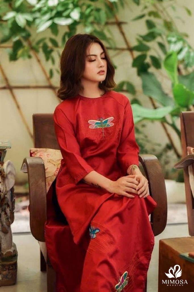 kieu toc mac ao dai cuoi