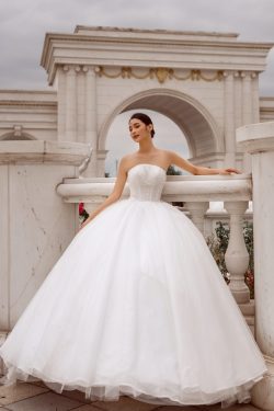 gioi-thieu-vay-cuoi-cali-bridal