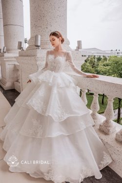 gioi-thieu-vay-cuoi-cali-bridal