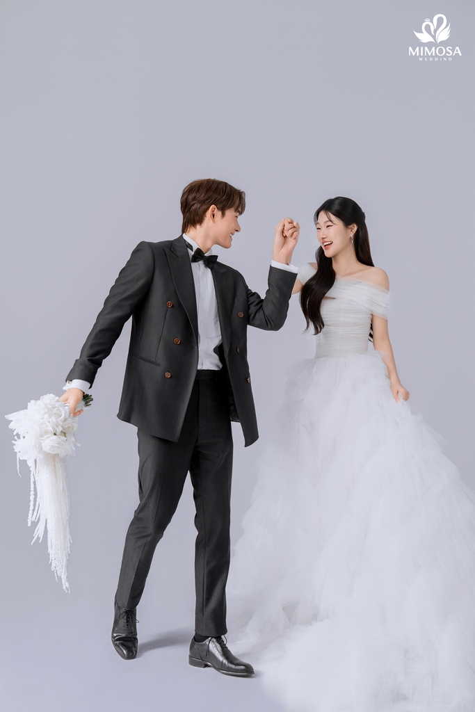 các concept chụp ảnh cưới trong studio