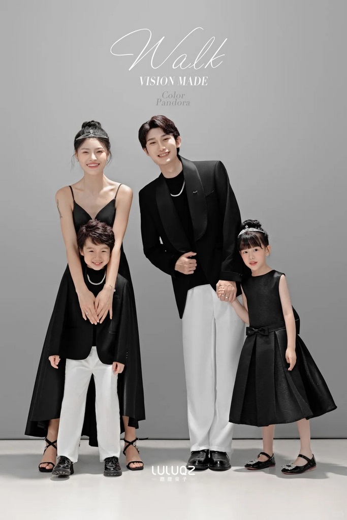 chụp ảnh gia đình 4 người