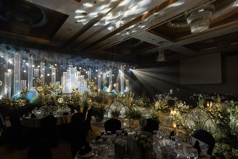 nhà hàng tổ chức tiệc cưới