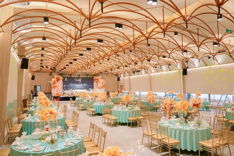nhà hàng tổ chức tiệc cưới